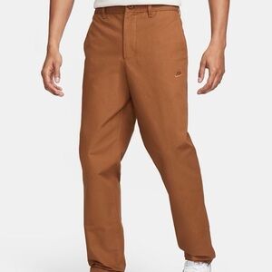 Nike Brown Chino Pants (Medium - 32x30)
